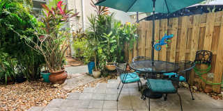 811 W Oakland Park Boulevard Gallery 22