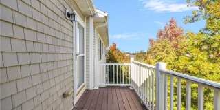 Coddington Point Gallery 17