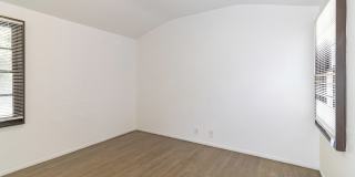 3940 Hubert Avenue Gallery 20