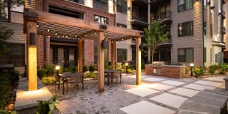 915 Glenwood Apartments at Grant Park Gallery 52