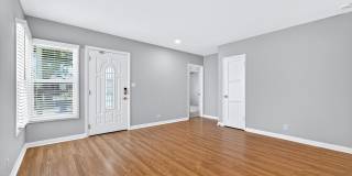 4913 Premiere Avenue Gallery 4