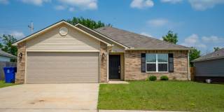 3 Bed | 2 Bath in Broken Arrow! Gallery 1