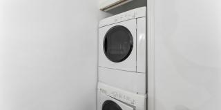 *Limited Move In Special for April Lease Start Date- $750 Off First Month's Rent! *OCEAN VIEWS! Renovated 2 Bed, 2.5 Bath Townhome in San Clemente! Gallery 22