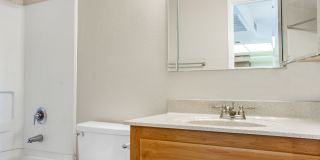 Meadow Glen Apartments Gallery 39