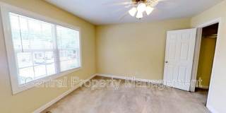 108 Silverbrook Drive Gallery 20