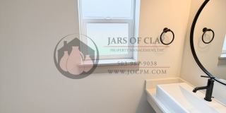 Newer Build- Ready for Move In Gallery 7