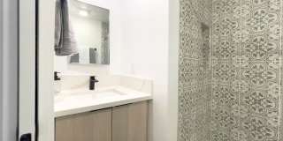 DLUX Lofts Gallery 32