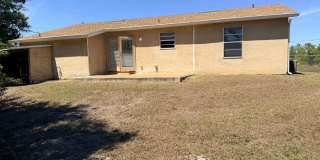 3 bedroom 2 bath 1 Car Garage Single Family Home Gallery 20