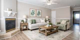 2 Bedroom 2.5 Bathroom Townhome Gallery 4