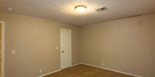 200 Lochwood Cir Gallery 14