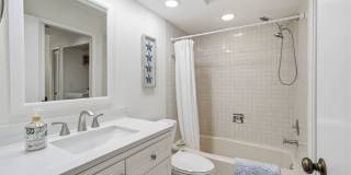 50 Pelican Pl Gallery 24