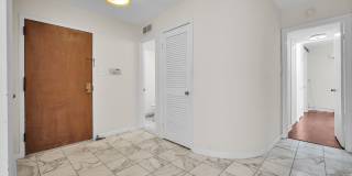 1101 South Arlington Ridge Road #806 Gallery 3