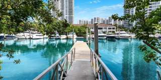 3400 NE 192nd St Gallery 39