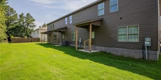 2003 Azlin Place Gallery 7