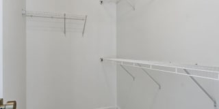 Nippers Corner Condo Gallery 18