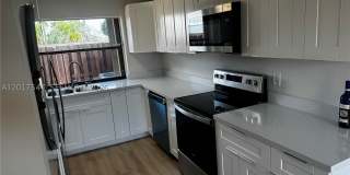 6532 NW 170th Ter Gallery 12