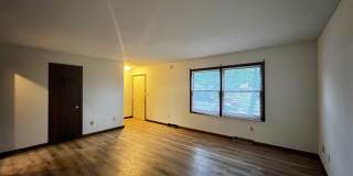 $1,995 | 4 Bedroom, 2.5 Bathroom Multi Floor Duplex | No Pets | Available for an August 1st, 2026 Move In! Gallery 5