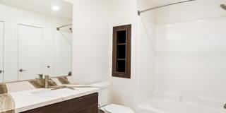 Elements Gallery 208