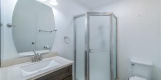 108 Stanford Court Gallery 27