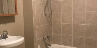 STUDENTS WELCOME! 5 Bed / 2 Bath Home - Walking Distance to CSU Gallery 5