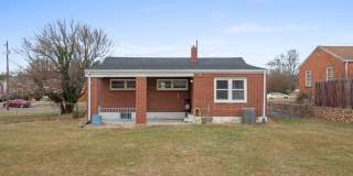 4 Bedroom/ 2 Bath Home for Rent in NW Roanoke 4 Bedroom/ 2 Bath Home for Rent in NW Roanoke Gallery 8