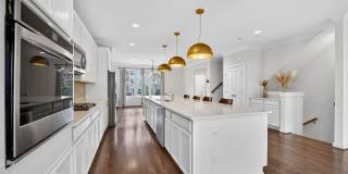 5303 GREENWICH Circle Gallery 4