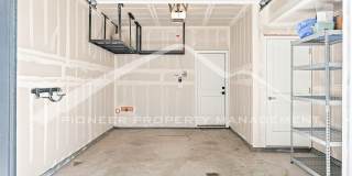 Gorgeous Townhouse with Central AC and Rooftop Deck Gallery 27