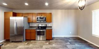 SPACIOUS 3 BEDROOM TOWNHOME!! SPACIOUS 3 BEDROOM TOWNHOME!! Gallery 8