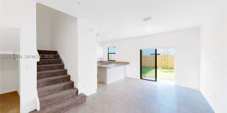 11815 SW 246 TER Gallery 4