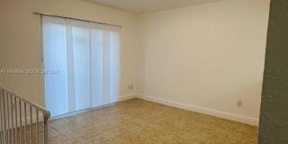 984 W 40th St Gallery 20