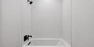 139-1 CHRISTOPHER COLUMBUS DR Gallery 17