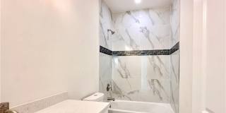 2404 Dickens Avenue N Gallery 5