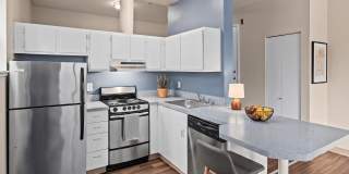 Ellis Court Apartments Gallery 1