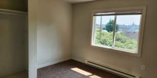 Sheridan Park/ East Bremerton 1 bed 1 bath duplex cottage Sheridan Park/ East Bremerton 1 bed 1 bath duplex cottage Gallery 17