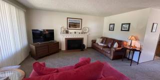 Lovely 3bed/2bath Ranch style home with HUGE private yard in a peaceful cul-de-sac! Gallery 3