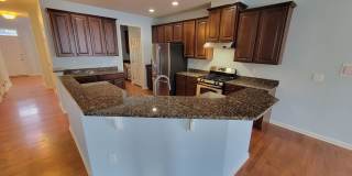 4 Bed, 3.5 Townhome in Five Forks is Available! Gallery 5
