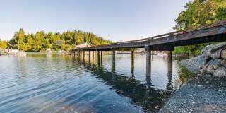 Custom Built Bainbridge Island Waterfront Home with Dock Gallery 41