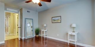 2123 W SPRUCE STREET Gallery 19