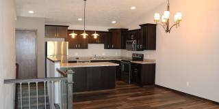Spacious 3BR Townhome on Quiet Cul-de-Sac | 2,000+ Sq Ft & Attached Garage! Gallery 1