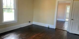 Beautiful Two Bedroom Home in Enderly Park! Gallery 6