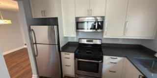 864 Bellevue Circle Southeast - Unit 1 Gallery 2