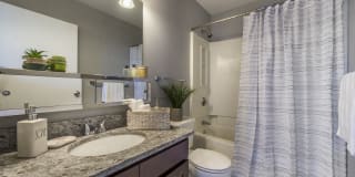 The 6Hundred Gallery 34