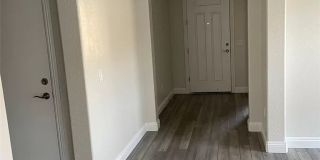 92 Lake Oasis Street Gallery 21