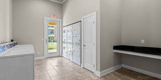 Deer Park Apartments Gallery 23