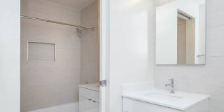 180 Montague Gallery 17