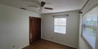 1646 W Paradise Lane Gallery 21