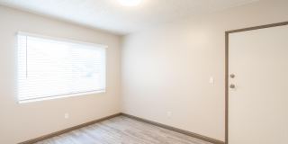 5901 Hanna Avenue Gallery 24