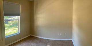 3 bedroom home with partial fenced yard Gallery 11