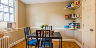NW Rowhouse Near Georgetown University & Hospital Available Early August Gallery 8