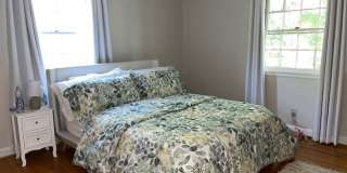 Clean, bright townhouse near UNC and hospitals Clean, bright townhouse near UNC and hospitals Gallery 8